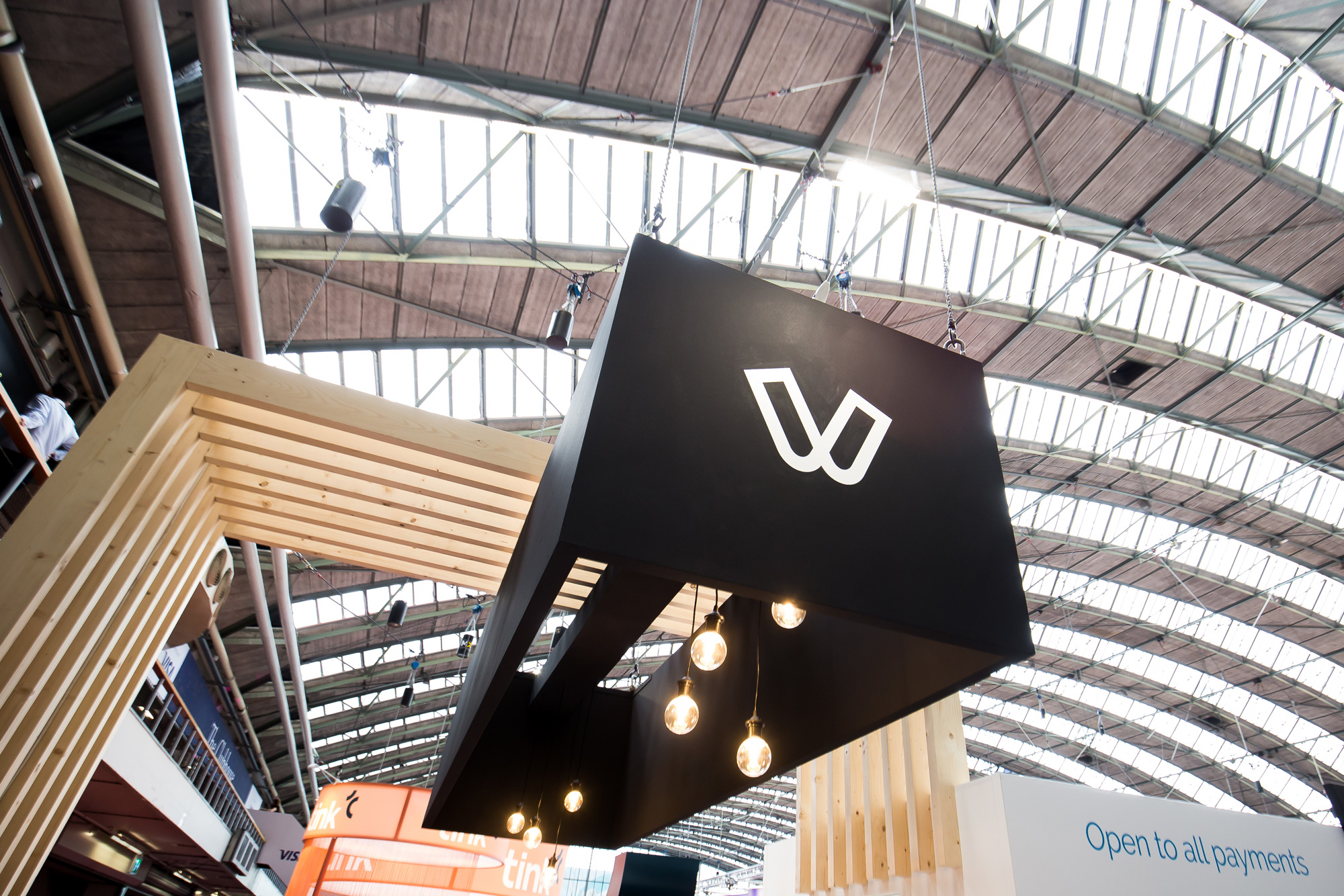 AG Design Agency Viva.com Viva Wallet Technology Bank Branding