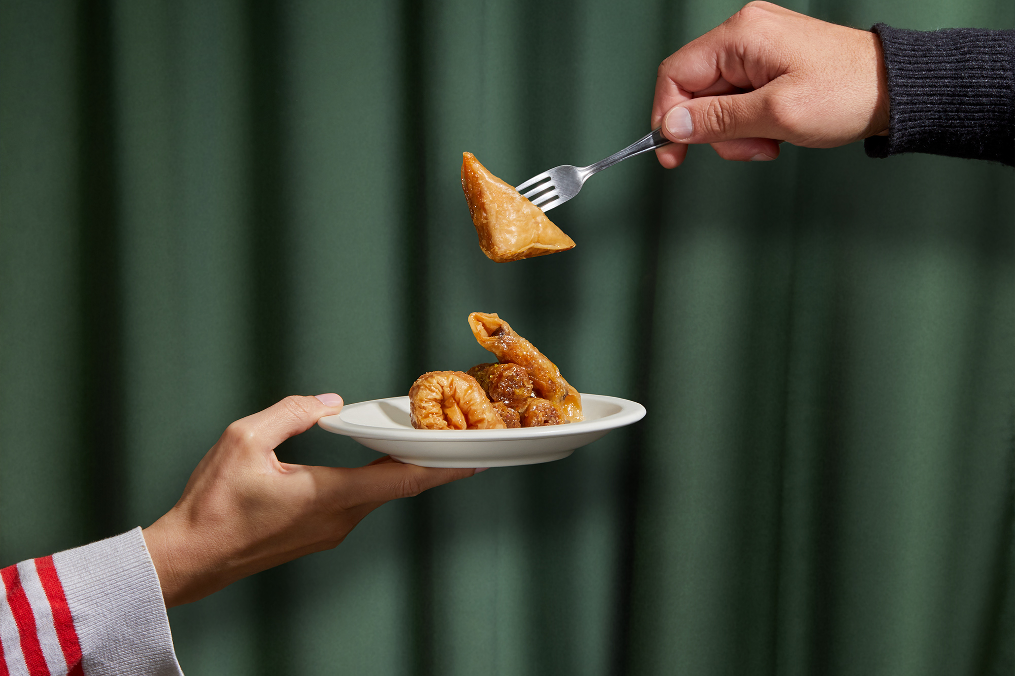 The joy of life Η χαρά της ζωής 60 χρόνια ζαχαροπλαστείο Γκλόρια AG Design Agency